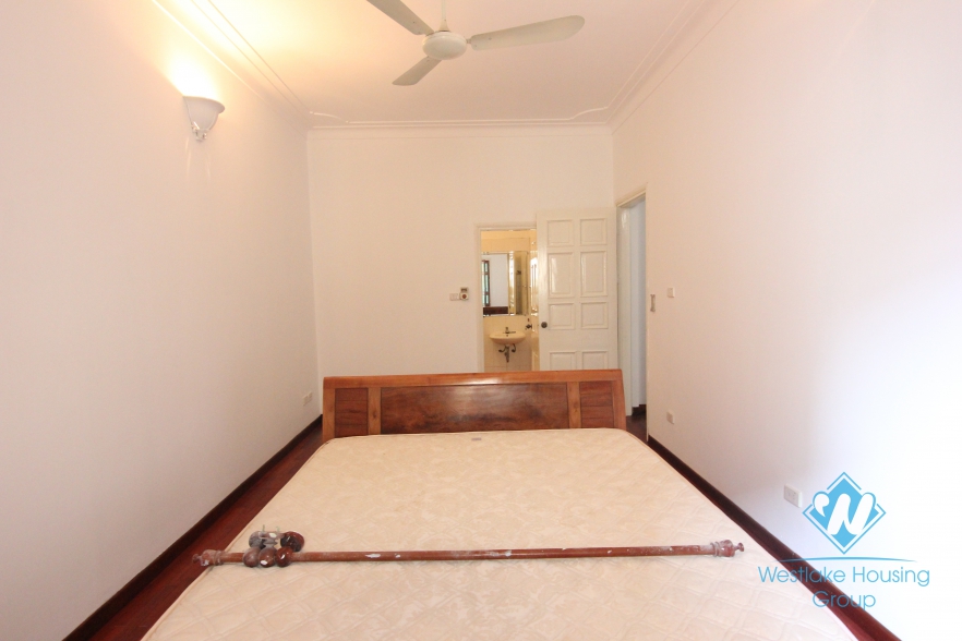 Nice house newly renovated to rent in Tay Ho