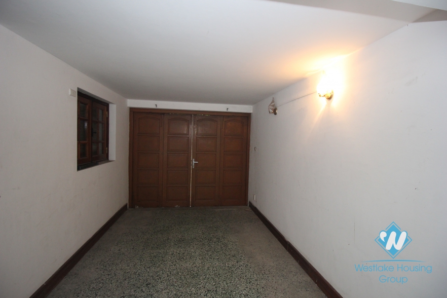 House for rent with car garage, large yard and terrace in Tay Ho, Hanoi
