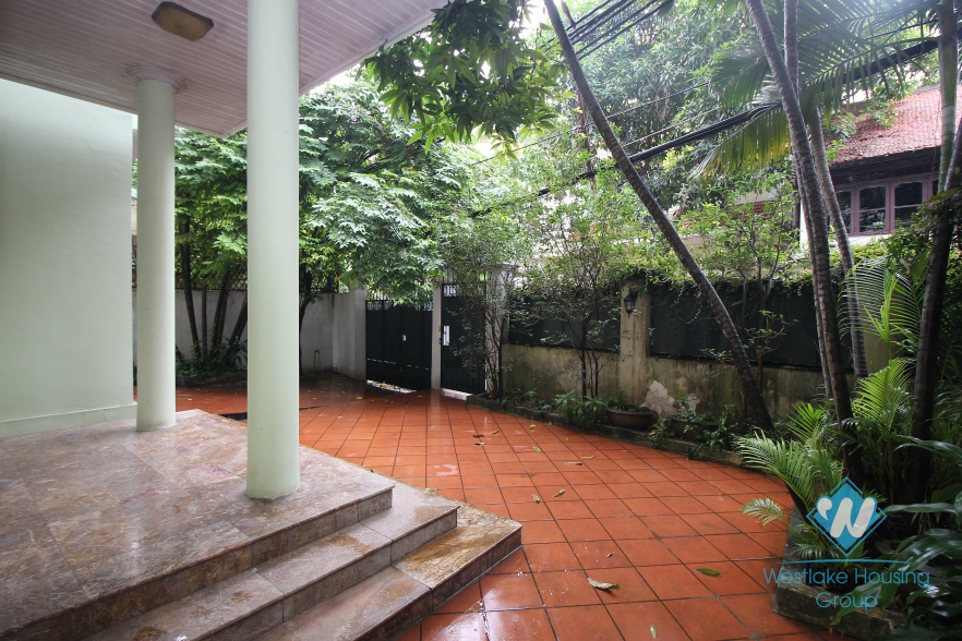 House for rent with car garage, large yard and terrace in Tay Ho, Hanoi