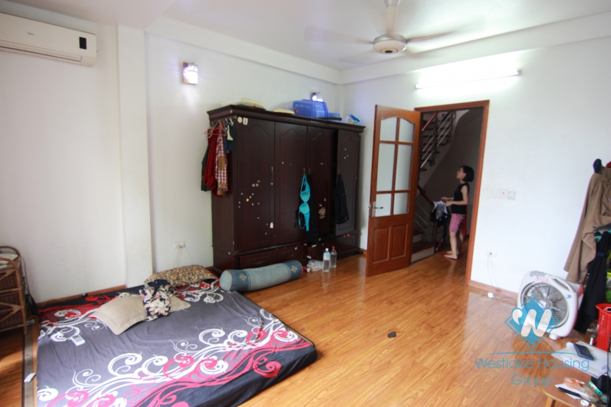 Very nice and quiet house for rent in Dang Thai Mai st