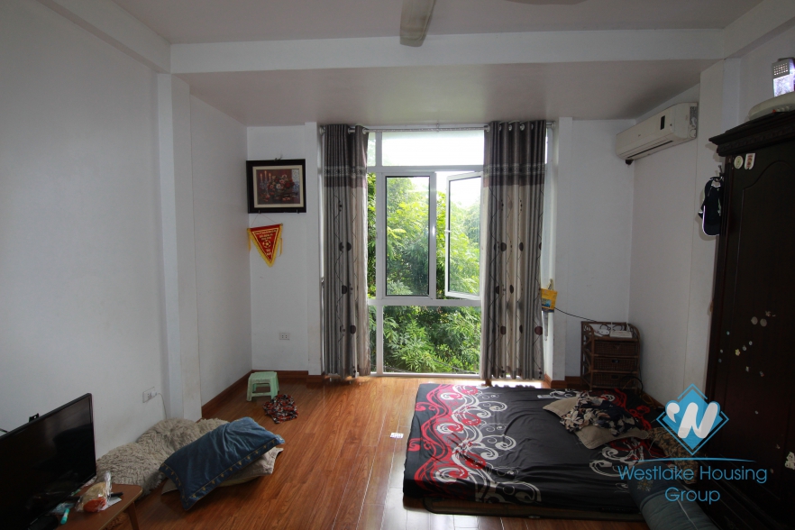 Very nice and quiet house for rent in Dang Thai Mai st