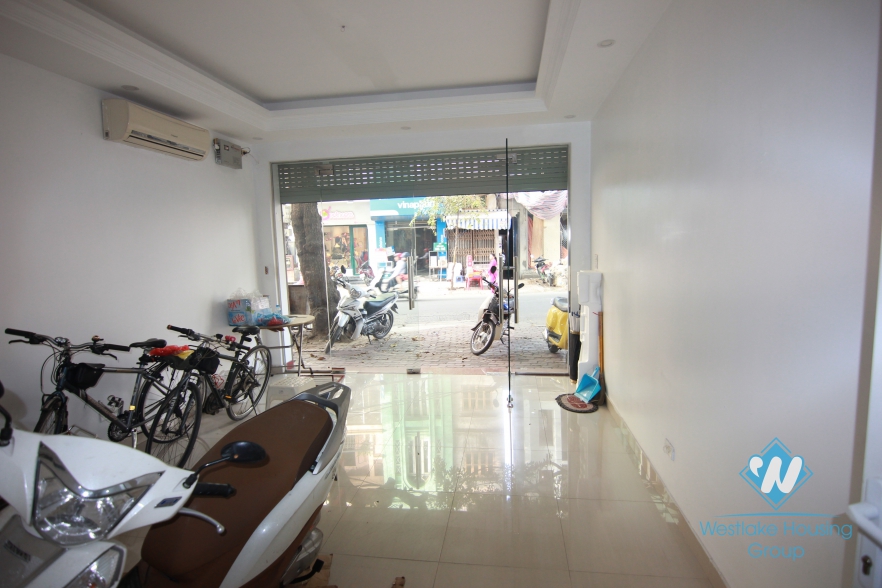 Nice house - office with elevator for rent in Ba Dinh area 