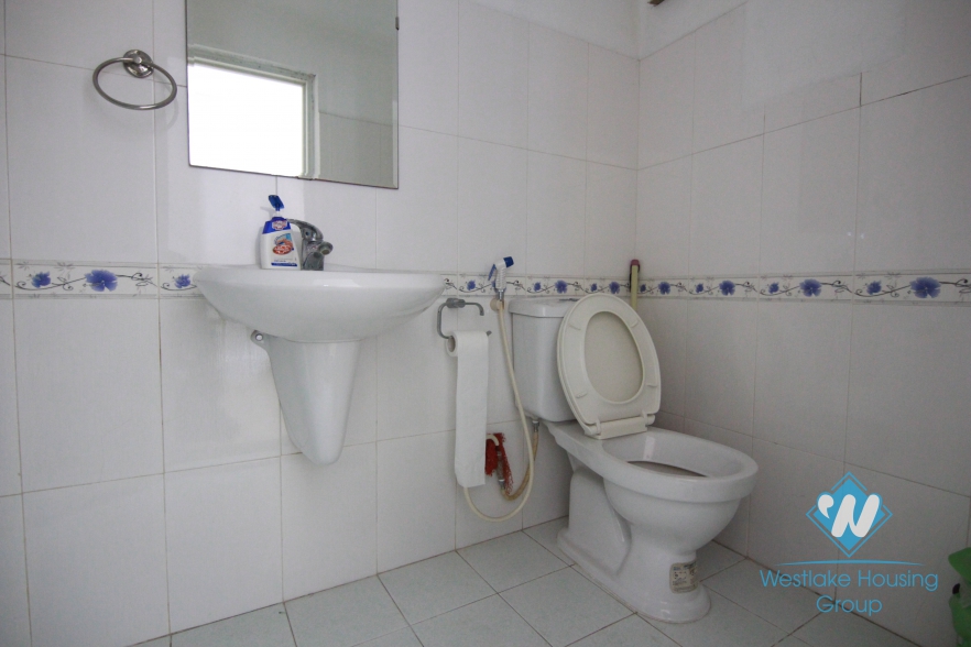 Budget 6 bedroom house for rent in Tay Ho, Ha Noi