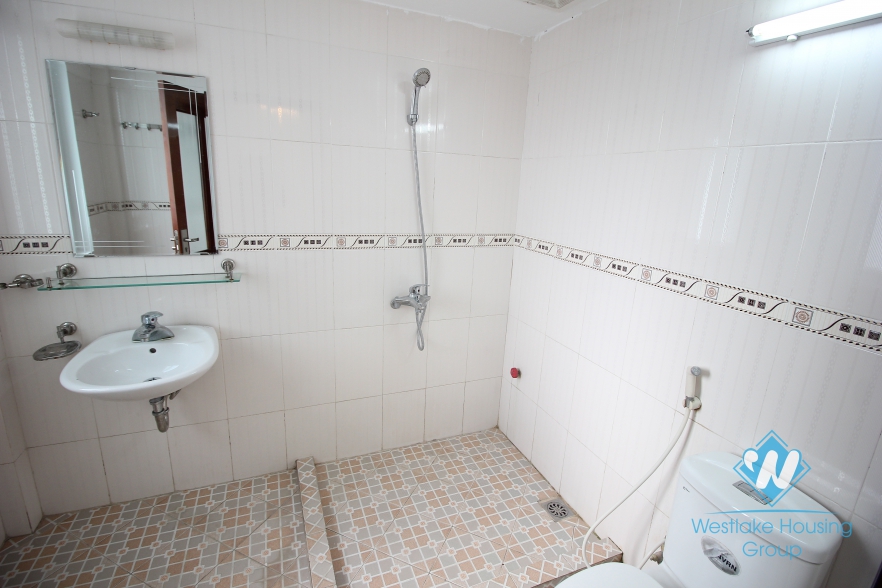 Large house with 5 bedrooms and 5 bathrooms for rent in Tay Ho, Hanoi