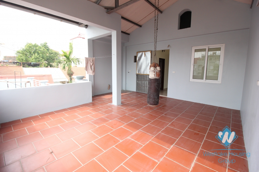 Large house with 5 bedrooms and 5 bathrooms for rent in Tay Ho, Hanoi