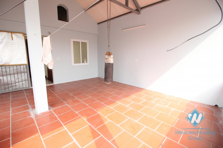 Large house with 5 bedrooms and 5 bathrooms for rent in Tay Ho, Hanoi