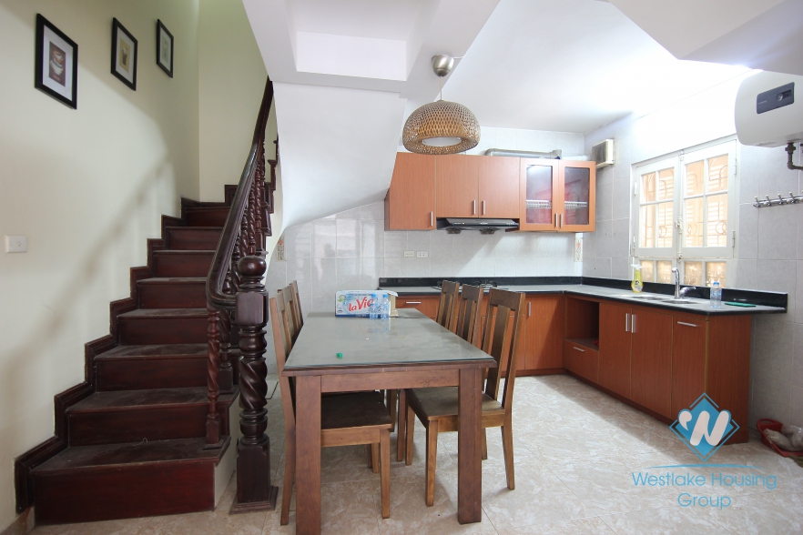 Nice and quiet house with 3 bedrooms for rent in Tay Ho area 