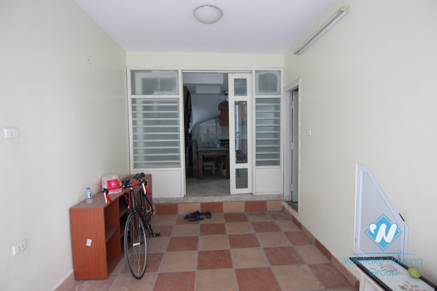 Nice and quiet house with 3 bedrooms for rent in Tay Ho area 