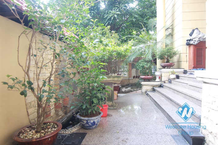 A 600 sqm villa with garden yard and terrace available for rent in Tay Ho