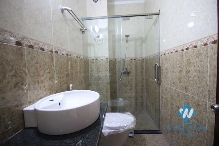 65 sqm, one bedroom apartment for rent in Tay Ho area