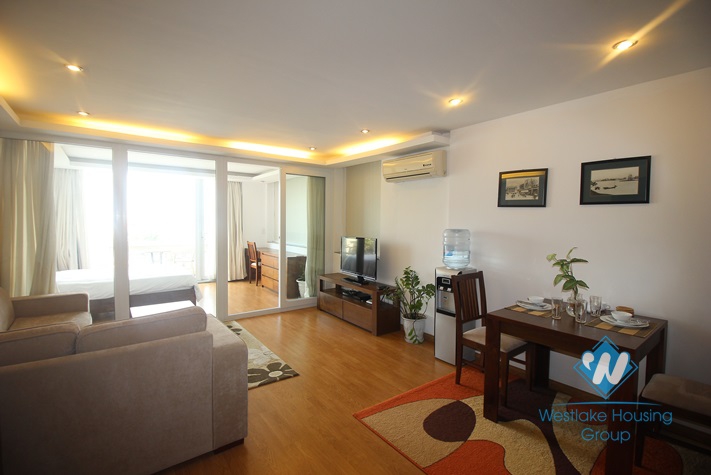 High floor one bedroom serviced apartment lakeview in Ba Dinh, near Lotte