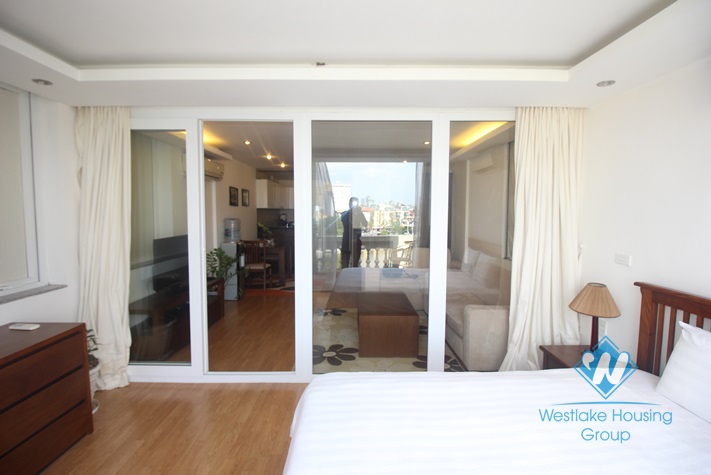 High floor one bedroom serviced apartment lakeview in Ba Dinh, near Lotte