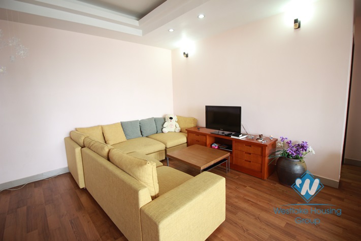 Nice and lake view apartment for rent in Ngoc Khanh Street, Ba Dinh, Hanoi.