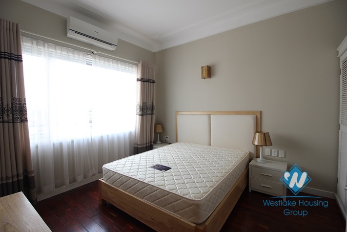Spacious apartment for rent with unbelievable large balcony and beautiful lakeview