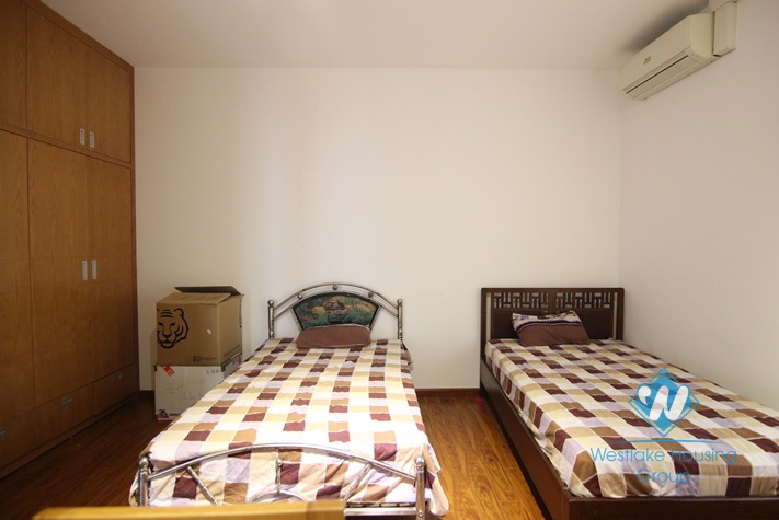 New & bright 2 bedroom apartment for rent in Tay Ho area 