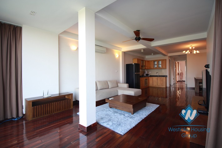 Lakeside apartment rental with beautiful view of Westlake