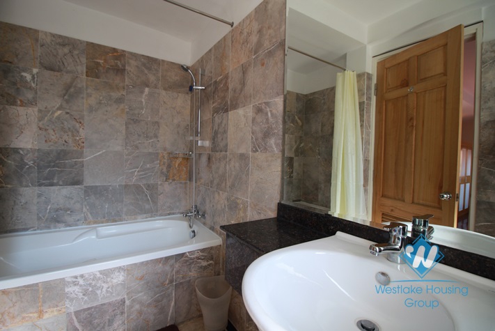 Lakeside apartment rental with beautiful view of Westlake