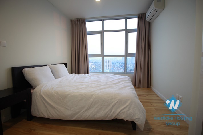 Wonderful lake view apartment for rent in Watermark Lac Long Quan