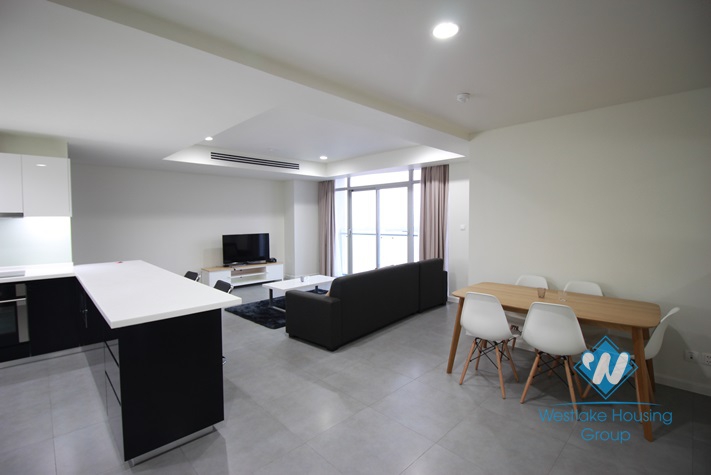 Wonderful lake view apartment for rent in Watermark Lac Long Quan