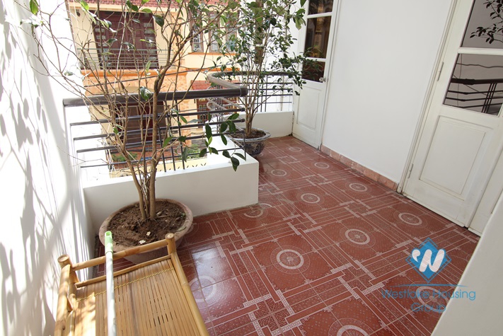 Nice house with lovely balcony for rent in Tay Ho