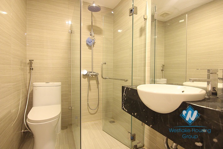 Nice 02 bedrooms apartment for rent in Tay ho area