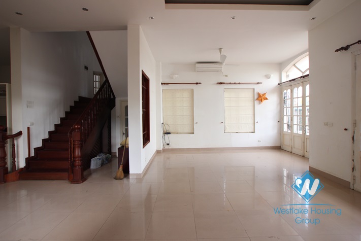 Nice house with lake view available for lease in Westlake area, Tay Ho, Hanoi- unfurnished.