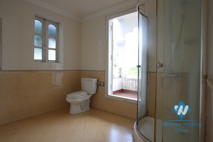 Nice house with lake view available for lease in Westlake area, Tay Ho, Hanoi- unfurnished.