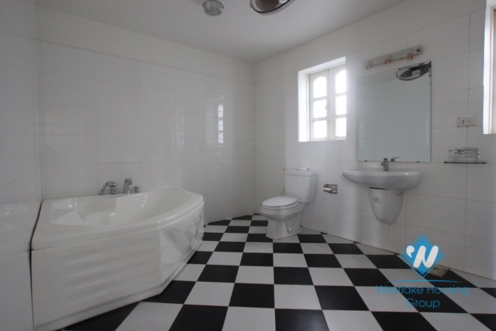 Nice house with lake view available for lease in Westlake area, Tay Ho, Hanoi- unfurnished.