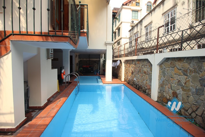To Ngoc Van 5 bedroom villa with swimming pool for rent