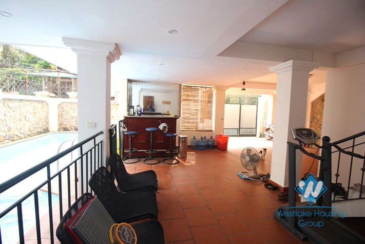 To Ngoc Van 5 bedroom villa with swimming pool for rent