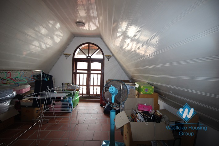 To Ngoc Van 5 bedroom villa with swimming pool for rent