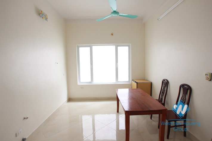 Brand new and nice apartment for rent in Dang Thai Mai st, Tay Ho, Ha Noi