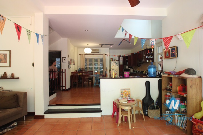 Nice house for rent in Xuan Dieu street, Tay Ho district, Hanoi