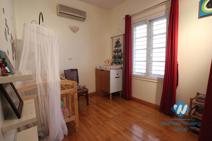 Nice house for rent in Xuan Dieu street, Tay Ho district, Hanoi