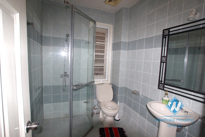 Nice house for rent in Xuan Dieu street, Tay Ho district, Hanoi