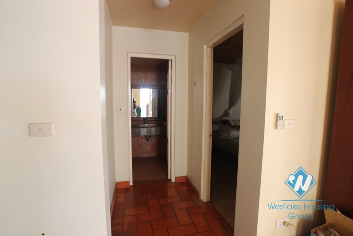 Nice house for rent in Xuan Dieu street, Tay Ho district, Hanoi
