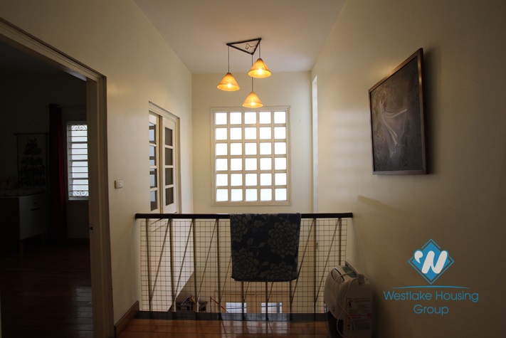 Nice house for rent in Xuan Dieu street, Tay Ho district, Hanoi