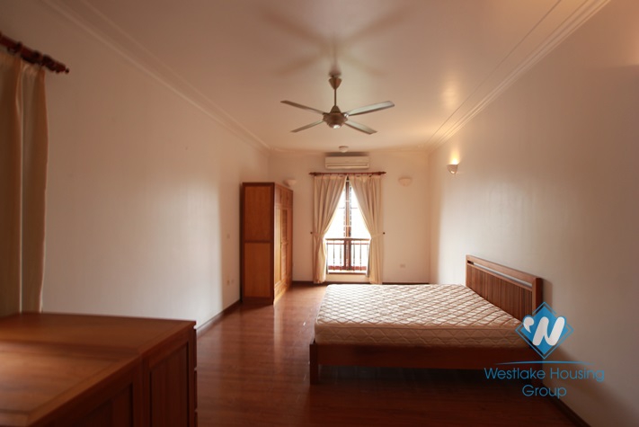 Beautiful house with big courtyard and swimming pool for rent in Xuan Dieu Street, Tay Ho District, Ha Noi