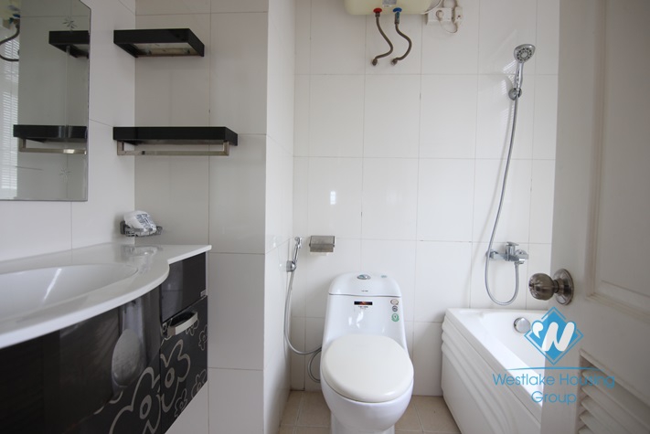 Affordable high rise condo apartment for rent in Tay Ho
