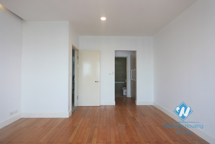 3 bedrooms apartment for rent in Golden Westlake.
