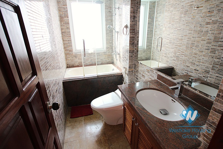 Cosy one bedroom serviced apartment in Truc  Bach area, Ba Dinh, Hanoi