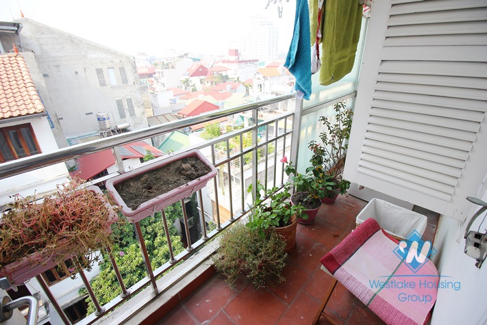 Wonderfull view 2 bedrooms apartment for rent in Tay Ho area.