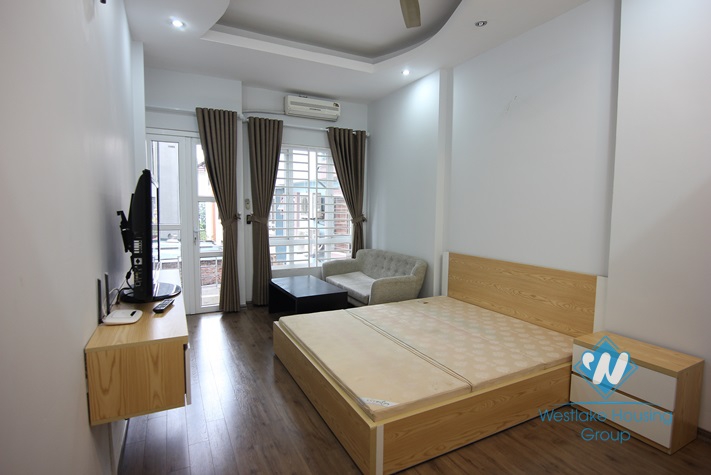 Cheap one bedroom apartment for rent near water park Tay Ho Ha Noi