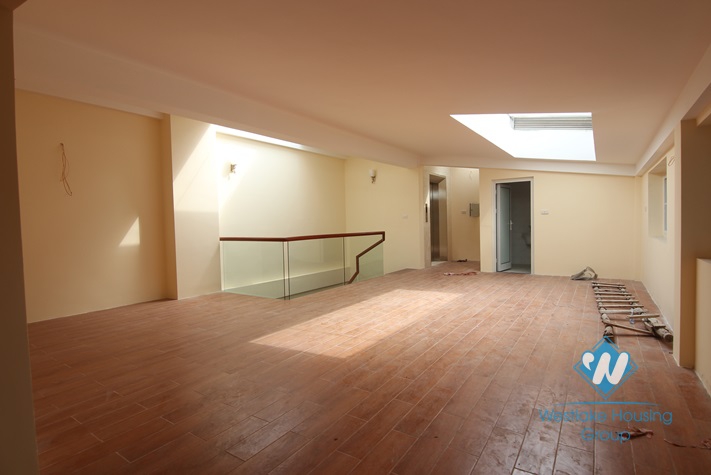 Spacious villa for rent in Tay Ho, Ha Noi.