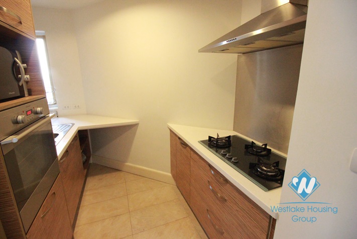 Beautiful 2 bedrooms apartment for rent in Tay Ho, Hanoi