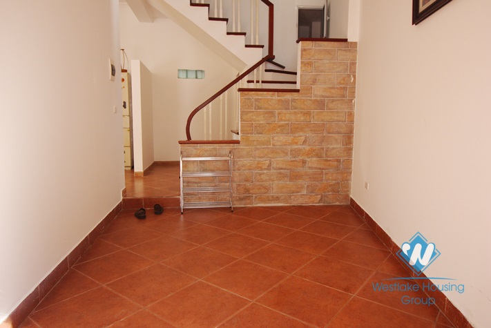 Five bedrooms house for rent in Tay Ho district, Hanoi.