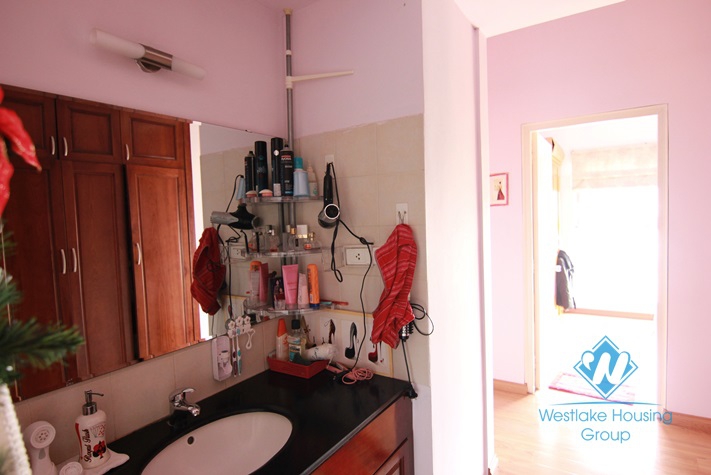 Nicely decorated apartment for rent in Vuon Dao(Peach Garden), Lac Long Quan, Tay Ho, HN