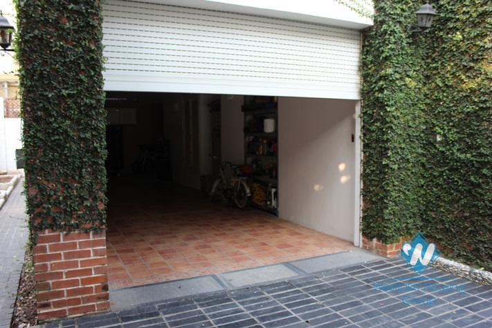 Big and high quality house with swimming pool for rent in Vuon Dao, Tay Ho, Ha Noi