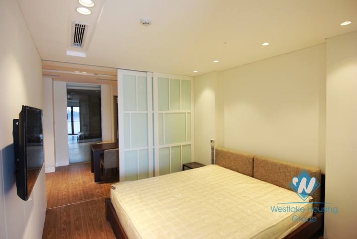 Balcony apartment rental with unsurpassed view of Westlake 