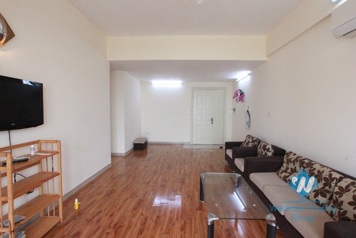 Cheap apartment with 03 bedrooms for rent in Lac Long Quan St, Tay Ho, Ha Noi